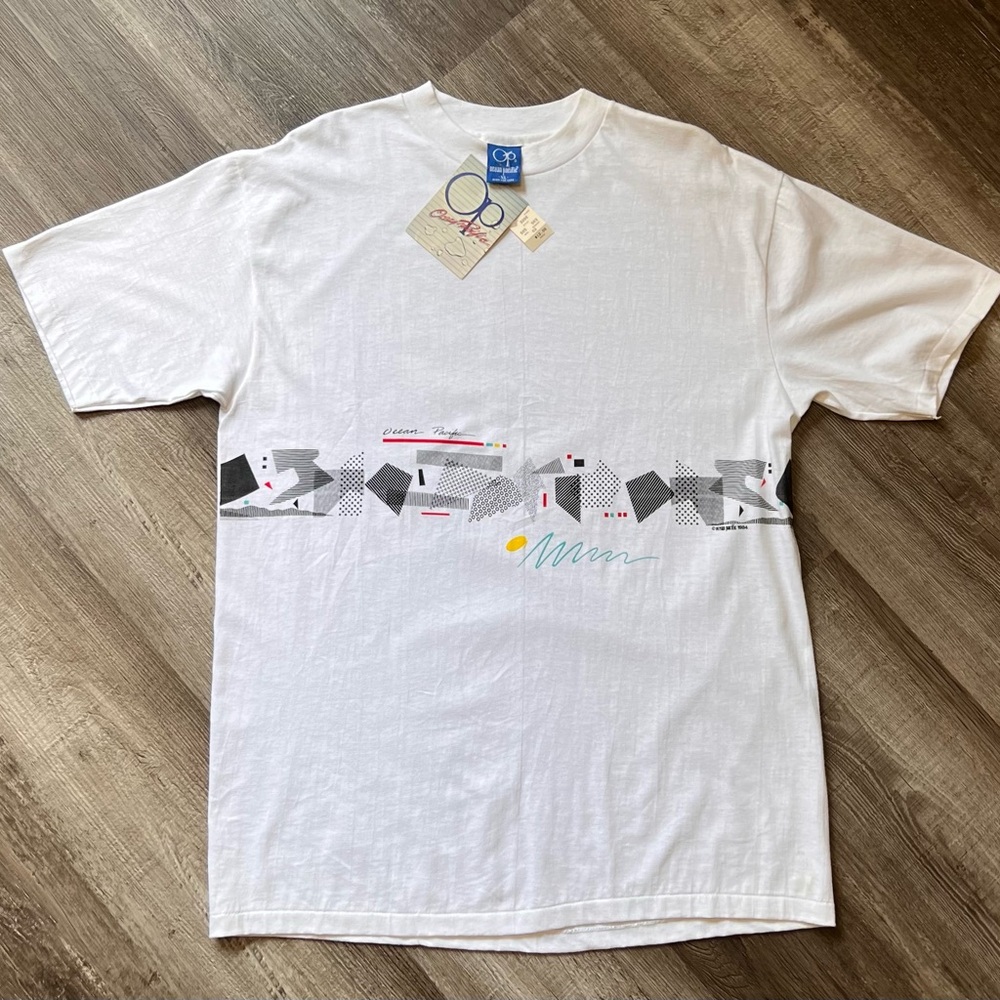 NWT Vintage 90’s OP White Graphic Short Sleeve Men's Tee